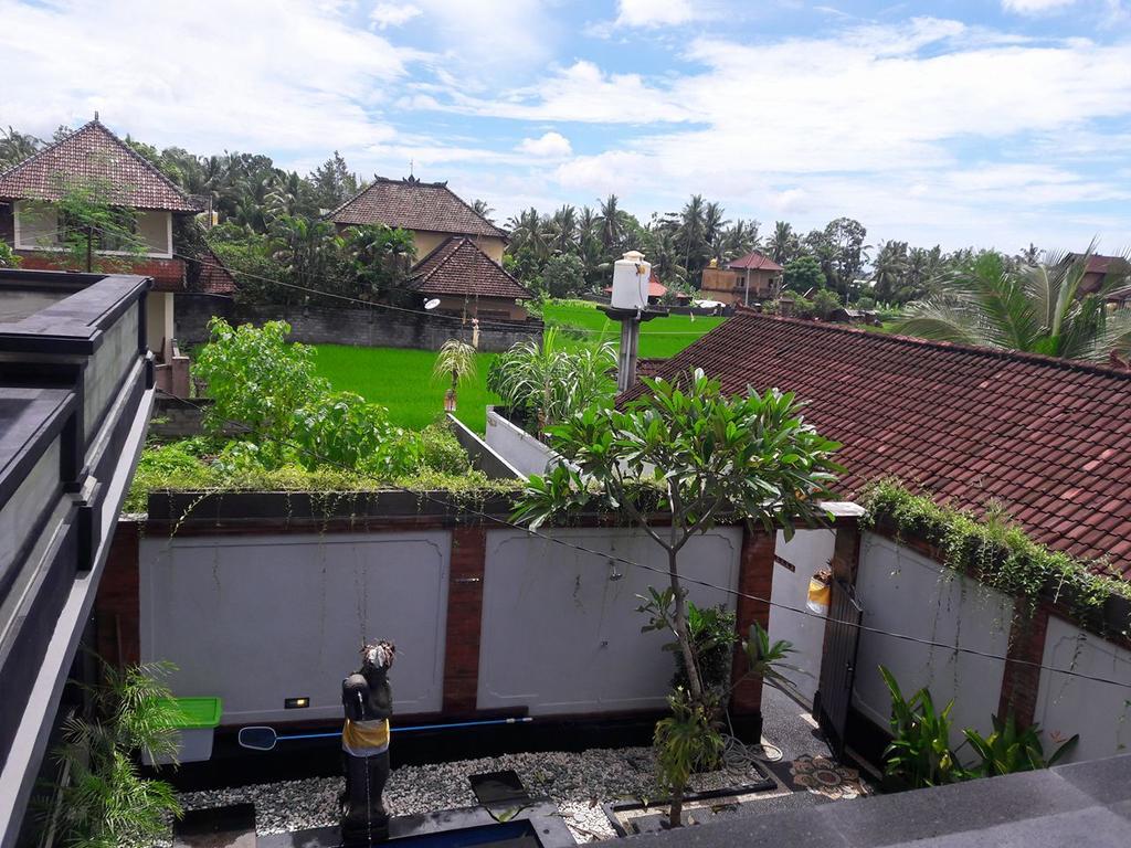 Lucky Family Villa Ubud Esterno foto